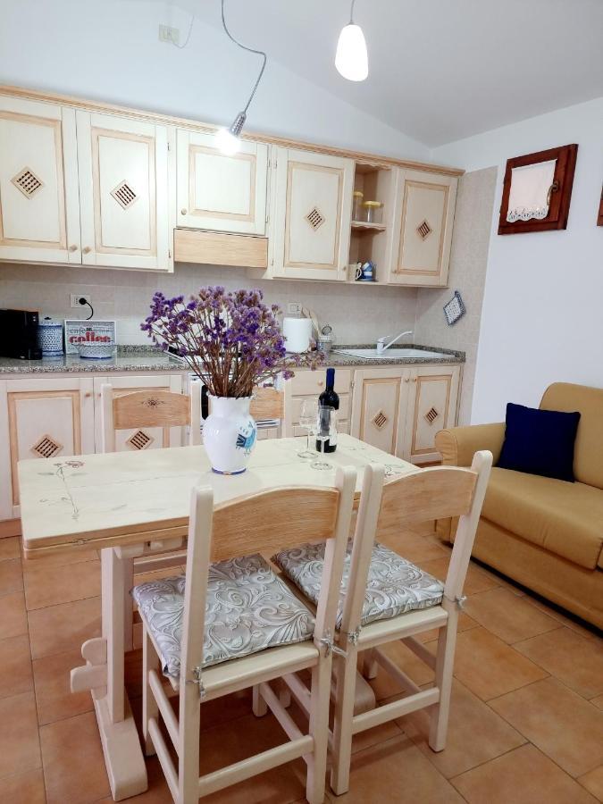 La Casa Di Arly Appartement Olbia Buitenkant foto