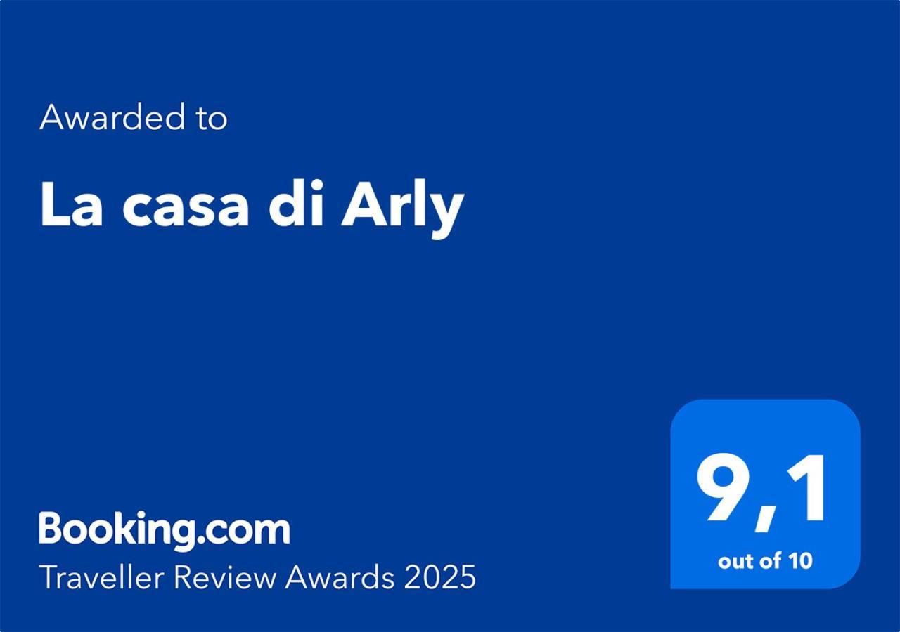 La Casa Di Arly Appartement Olbia Buitenkant foto